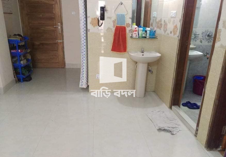 Seat rent in Dhaka ধানমন্ডি, ধানমন্ডি,, ক্রিসেন্ট রোড,, গ্রীন লাইফ হসপিটালের গোলিতে