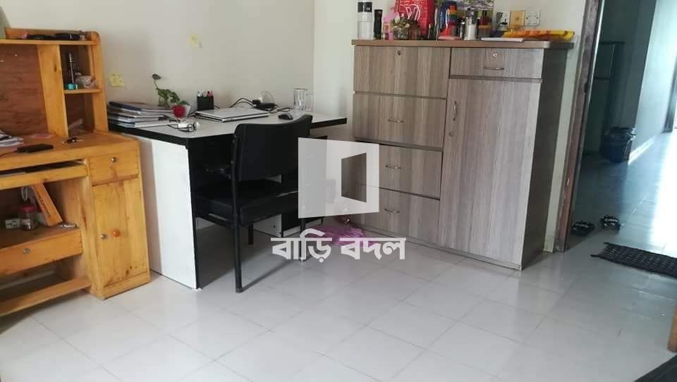 Flat rent in Dhaka আদাবর,  বাইতুল আমান হাউজিং  সোসাইটি, আদাবর  ৭, মোহাম্মদপুর। (বাসা রোড সাইডে)