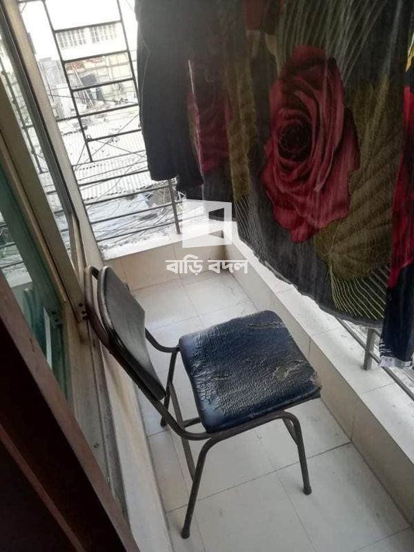 ফ্লাট ভাড়া: 152 abed dhali road,kalabagan..
Dhanmondi -32 theke 3/4 min walking distance
Daffodil University theke 6min walking distance..
State University theke 2min walking distance | ১ টি বেড রুম | ধানমন্ডি | Baribodol.com