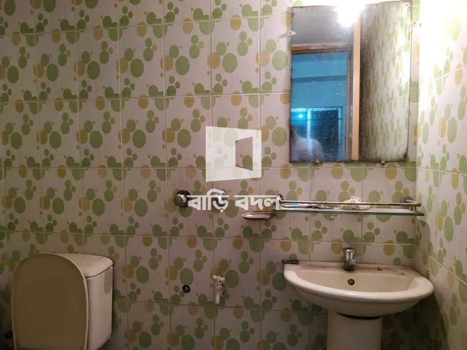 ফ্লাট ভাড়া: 152 abed dhali road,kalabagan..
Dhanmondi -32 theke 3/4 min walking distance
Daffodil University theke 6min walking distance..
State University theke 2min walking distance | ১ টি বেড রুম | ধানমন্ডি | Baribodol.com