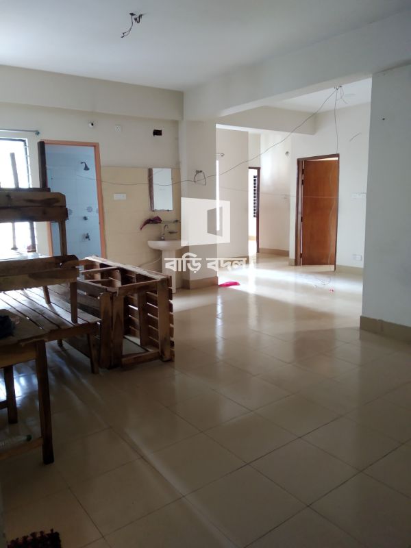 Flat rent in Dhaka ধানমন্ডি, ইন্দিরা রোড, রাজধানী স্কুলের পিছনে।
