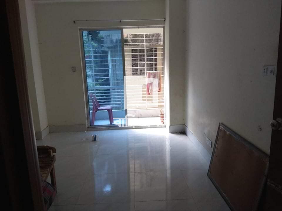 Seat rent in Dhaka শুক্রাবাদ, শুক্রাবাদ, ধানমণ্ডি, ঢাকা।
