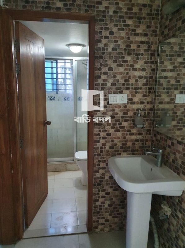 Seat rent in Dhaka বসুন্ধরা আবাসিক এলাকা, bashundhara