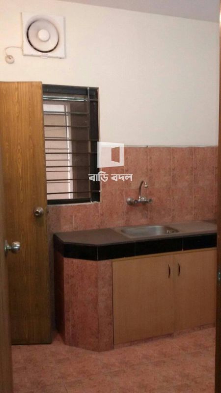 Flat rent in Dhaka উত্তরা, উত্তরা হাউসবিল্ডিং সংলগ্ন ৯ নম্নর সেক্টরে