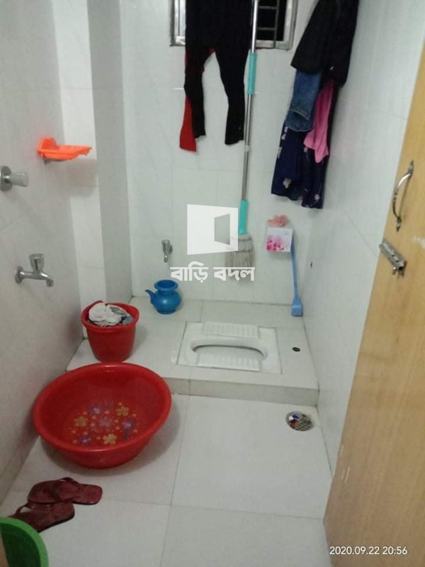 Sublet rent in Dhaka গুলশান, কবরস্থান রোড, পূর্ব বাড্ডা, গুলশান, ঢাকা।