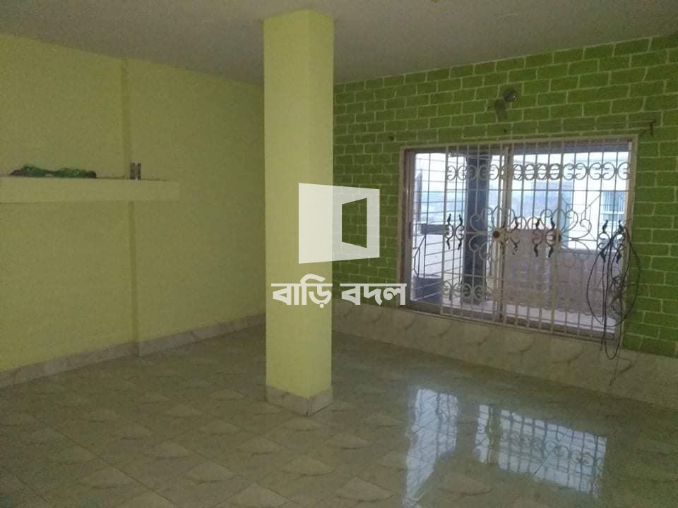 ফ্লাট ভাড়া: Sector 12 road 6c house 56
Uttara khalpar boro mosjid er shamne | ২ টি বেড রুম | উত্তরা | Baribodol.com