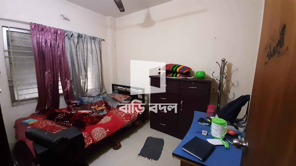 Flat rent in Dhaka বসুন্ধরা আবাসিক এলাকা, 5-6 minutes walking distance from nsu/iub/ghatpar, 2-3 minutes walking distance from aiub