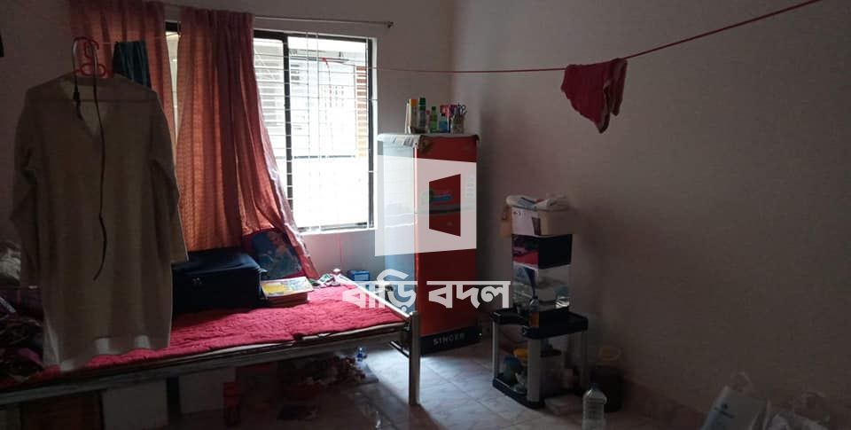 ফ্লাট ভাড়া: কলাবাগান (শমরিতা হাসপাতালের বিপরীতের গলি) | ২ টি বেড রুম | কলাবাগান | Baribodol.com