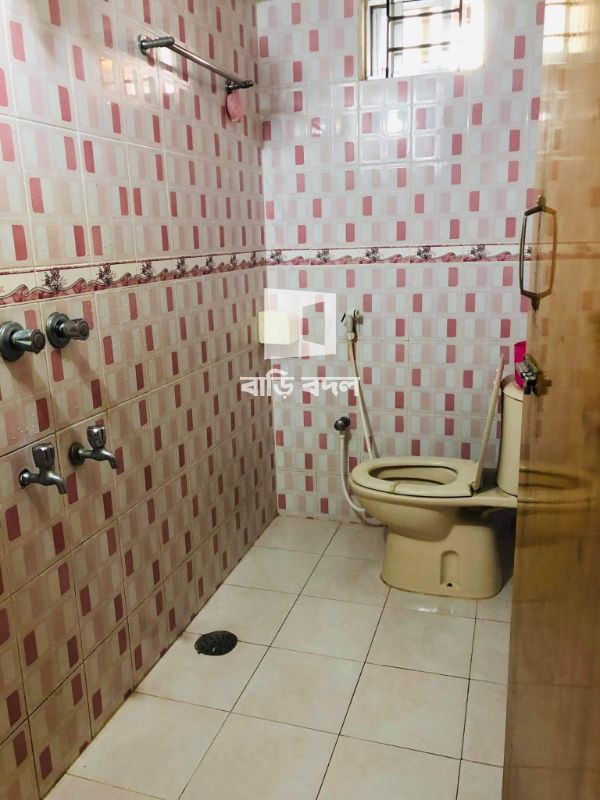 Flat rent in Dhaka ধানমন্ডি, ফ্রি স্কুল স্টীট রোড, কাঠাল বাগান ২৫৫/২৫৭ A2, ডি .কে নুর ভিলা. ধানমন্ডি।