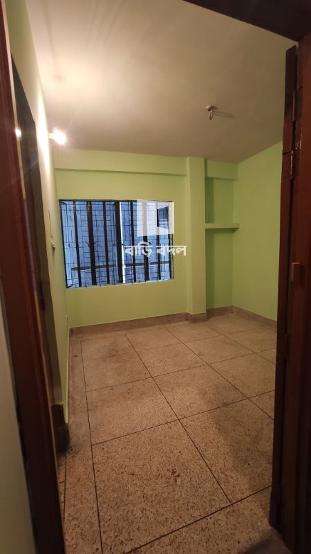 Flat rent in Dhaka মোহাম্মদপুর, শান্তিবাগ পাবনা কলোনী থেকে সোজা এগিয়ে গুলবাগ রোড এ...