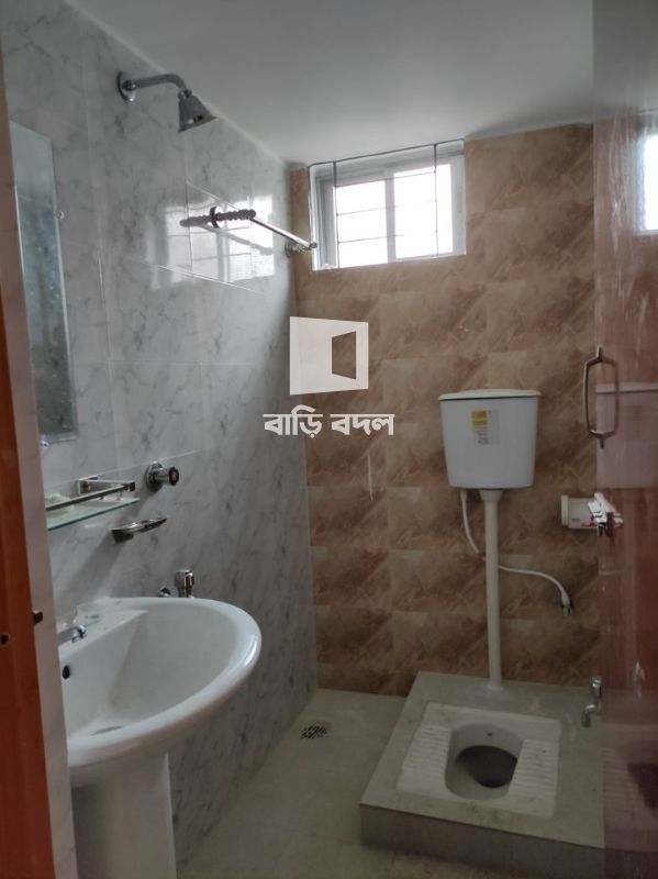 Flat rent in Dhaka রামপুরা, 180/6/A/1,Bank Colony,Titas Road, East Rampura , Dhaka 1219