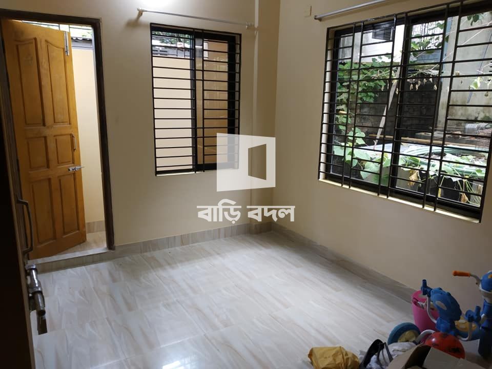 সাবলেট ভাড়া: লালকুঠি বাজার, মিরপুর মাজার রোড, ঢাকা।
(Prime University এবং European University of Bangladesh থেকে কাছে) | ১ টি বেড রুম | মিরপুর | Baribodol.com