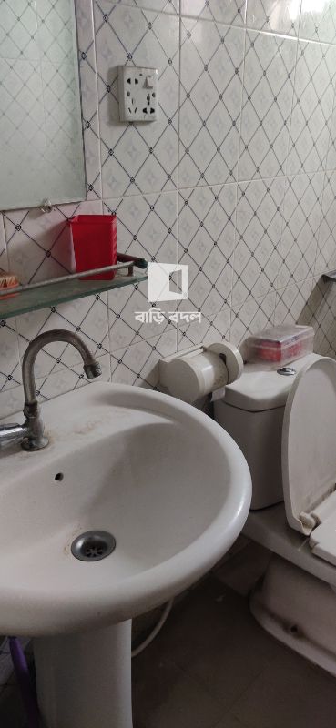 Flat rent in Dhaka ধানমন্ডি, partex goli, hashem khan road, rayer bazar, west dhanmondi.
