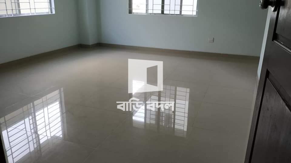 Flat rent in Chattogram চট্রগ্রাম সদর, হিলভিউ আবাসিক, প্রবর্তক মোড়, চট্টগ্রাম, কোডঃ 31 2 no. Gate