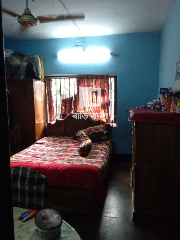 Sublet rent in Dhaka আজিমপুর, আজিমপুর আবাসিক এলাকা বটতলা বায়তুন নূর মসজিদ এর সাথে
