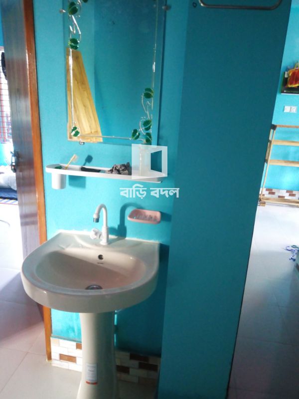 Seat rent in Khulna খুলনা সদর, ২৫০ বেডের অপজিটে/জয়বাংলা কলেজের পশ্চিম পাশে।/বায়তুর রহমাত টিনসেড জামে মসজিদের পাশে।