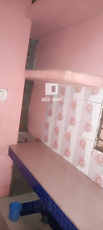 Flat rent in Barishal বরিশাল সদর, মরক্ষোলার দিয়ে বামে খালপার সড়ক।