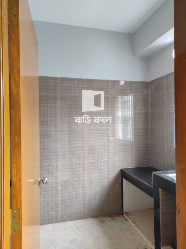 Flat rent in Dhaka রামপুরা, 180/6/A/1,Bank Colony,Titas Road Rampura , Dhaka 1219
