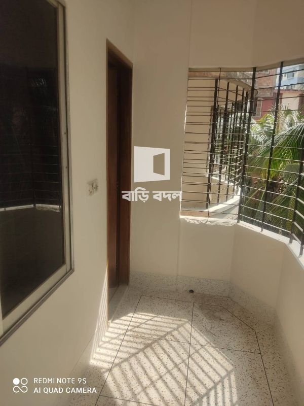 ফ্ল্যাট ভাড়া: লেক সার্কাস,ধানমন্ডি ৬তলা বাসার ৫ম তলায় | ১ টি বেড রুম | ধানমন্ডি | Baribodol.com