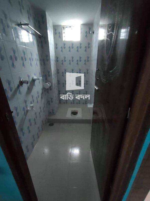 Flat rent in Khulna সোনাডাঙ্গা, সোনাডাঙ্গা এম এ বারি সড়ক এ ডেল্টা টাওয়ার এর সাথের ২গলি পর, মেইন রোড থেকে ২ মিনিটের পথ।