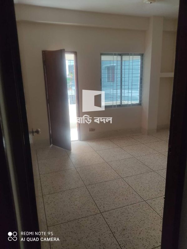 ফ্ল্যাট ভাড়া: লেক সার্কাস,ধানমন্ডি | ৩ টি বেড রুম | ধানমন্ডি | Baribodol.com