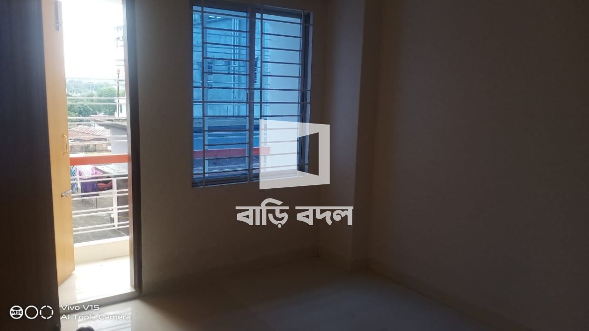 Flat rent in Dhaka উত্তরা, খালপাড়, মসজিদের পেছনে, উত্তরা।