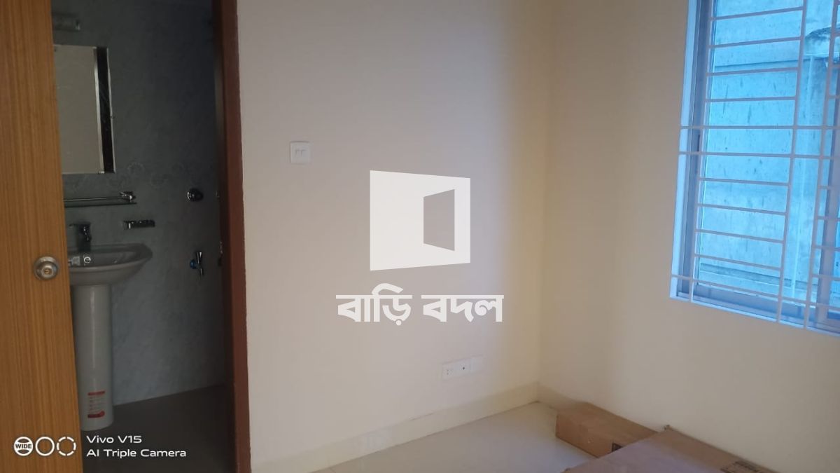 Flat rent in Dhaka উত্তরা, খালপাড়, মসজিদের পেছনে, উত্তরা।