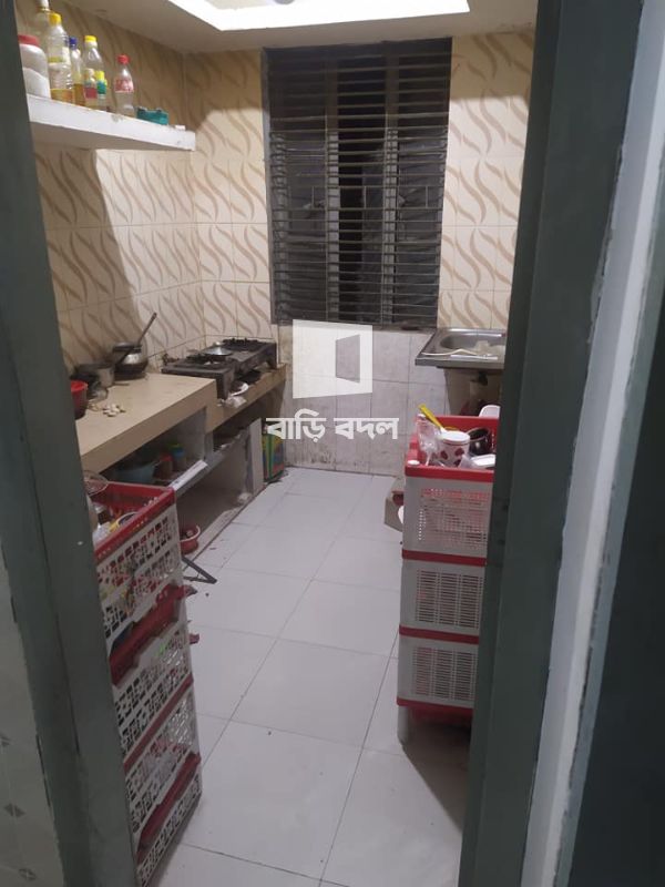 Seat rent in Dhaka গ্রীন রোড, ৩৯৩ আশরাফ কমপ্লেক্স, ফ্রী স্কুল স্ট্রিট, ভূতের গলিত।