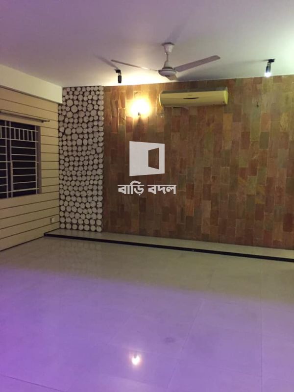 ফ্ল্যাট ভাড়া: Gulshan-2 | ৪ টি বেড রুম | গুলশান | Baribodol.com