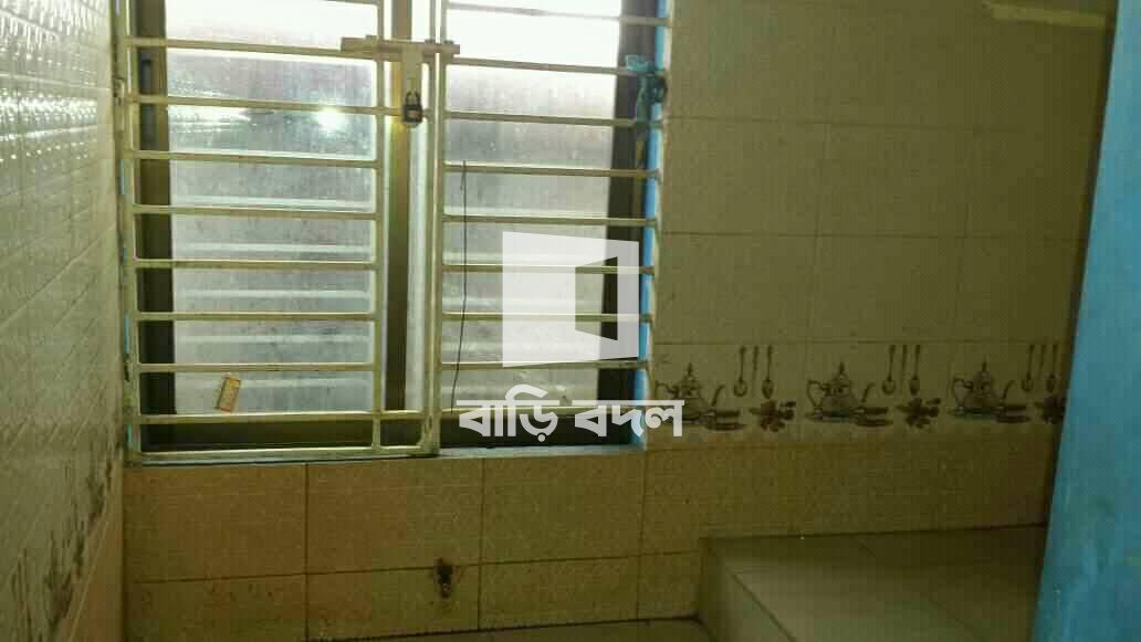 Flat rent in Chattogram চট্রগ্রাম সদর, শুলকবহর পাখির দোকানের পর। ( বিসমিল্লাহ হাজীর বাড়ির সামনে ), কাতালগঞ্জের ভেতরে।