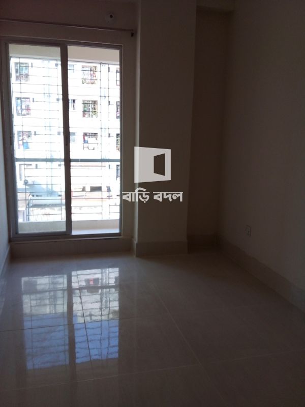 ফ্ল্যাট ভাড়া: 324/A East Rampura.10 Second walking distance from Rampura Main Raod | ২ টি বেড রুম | রামপুরা | Baribodol.com