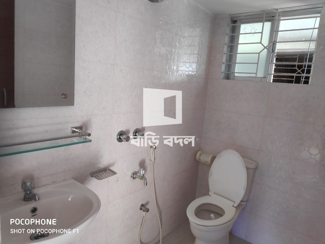 ফ্ল্যাট ভাড়া: তালতলা বাজার, আইডিবি ভবন, পাসপোর্ট অফিস, শ্যামলি যাবার বাসস্ট্যান্ড ৫ মিনিটের হাটা পথ। | ৩ টি বেড রুম | শের-ই-বাংলা নগর | Baribodol.com