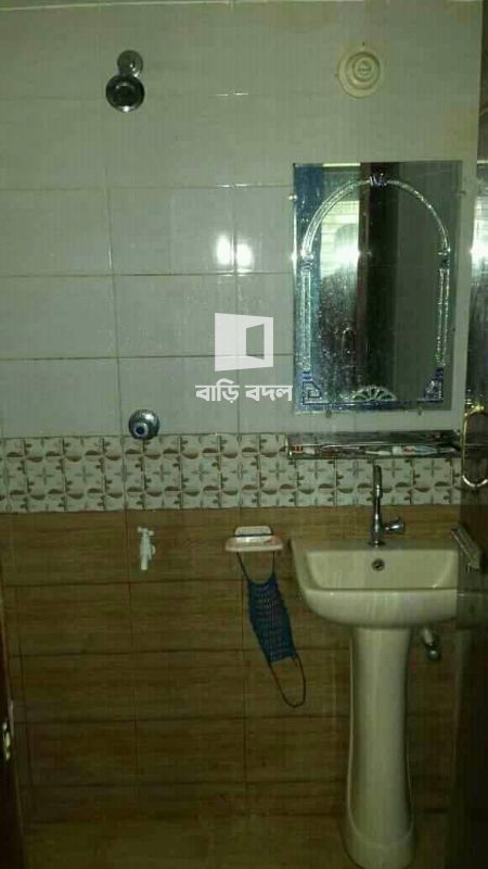 Flat rent in Chattogram চট্রগ্রাম সদর, শুলকবহর পাখির দোকানের পর। ( বিসমিল্লাহ হাজীর বাড়ির সামনে ), কাতালগঞ্জের ভেতরে।