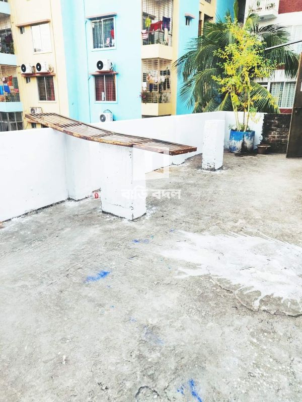 Flat rent in Dhaka ধানমন্ডি, কেয়ারী প্লাজার পিছনে, ডায়মন্ড হোটেল এর বিপরীত গলি। ধানমন্ডি ৮/এ (নতুন), ধানমন্ডি 15 নম্বর বাস স্ট্যান্ড থেকে 2 মিনিট এর দূরত্ব