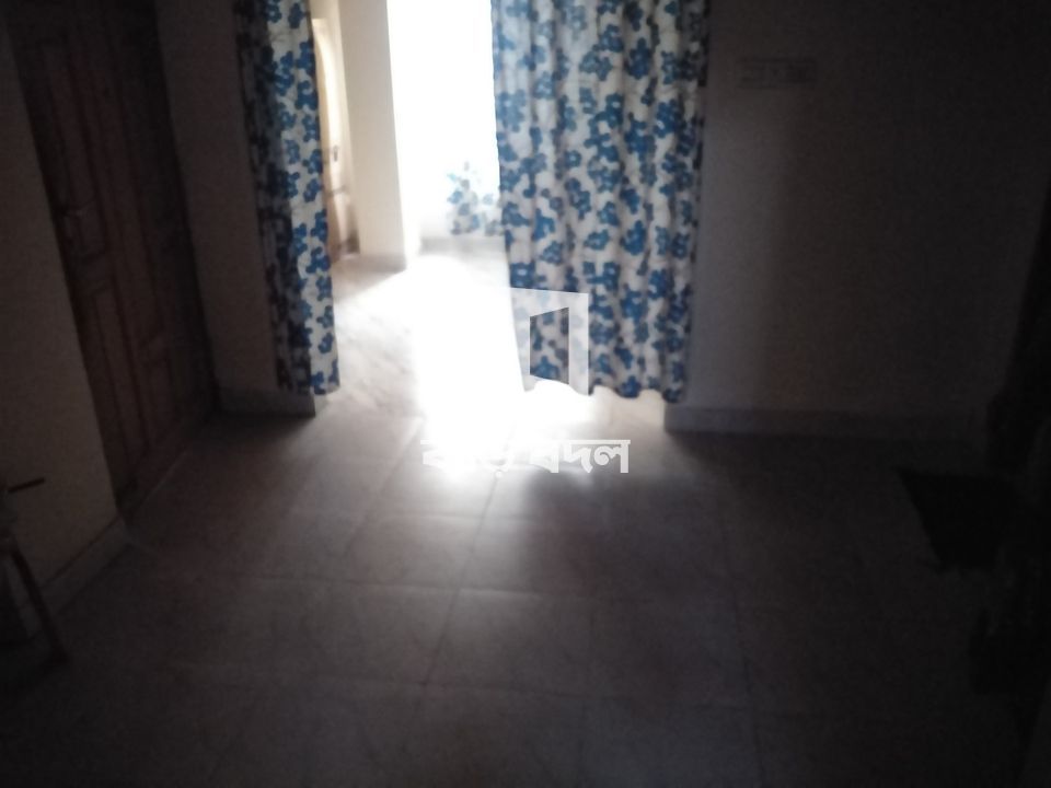 Flat rent in Dhaka মোহাম্মদপুর, House-47 road-5 Shekhertek mohammadpur Dhaka.