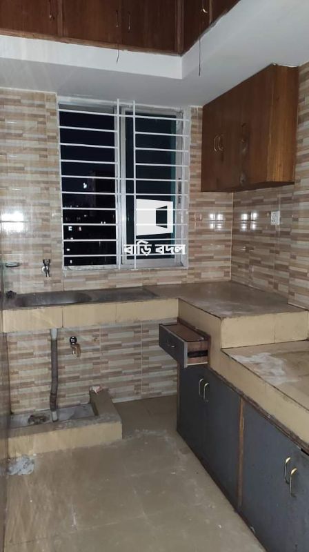 Sublet rent in Dhaka শুক্রাবাদ, শুক্রাবাদ মসজিদের পিছনে , স্কয়ার হাসপাতালের পাশেই, ধানমন্ডি 32 থেকে 5 থেকে 7 মিনিট দূরত্ব, অথবা ড্যাফোডিল ইন্টারন্যাশনাল ইউনিভার্সিটি থেকে 5 থেকে 7 মিনিট দূরত্ব