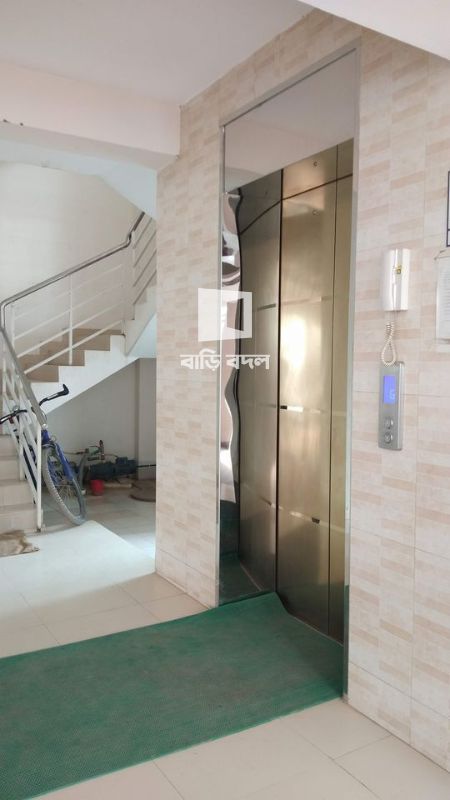 Flat rent in Dhaka , বাড়ী:১২, রানাভোলা মেইন রোড, সেক্টর ১০ এর ঠিক পাশেই দুই মিনিট এর হাটা রাস্তা।
১০নং কল্যাণ সমিতির পাশ দিয়ে হেঁটে যেতে হবে।