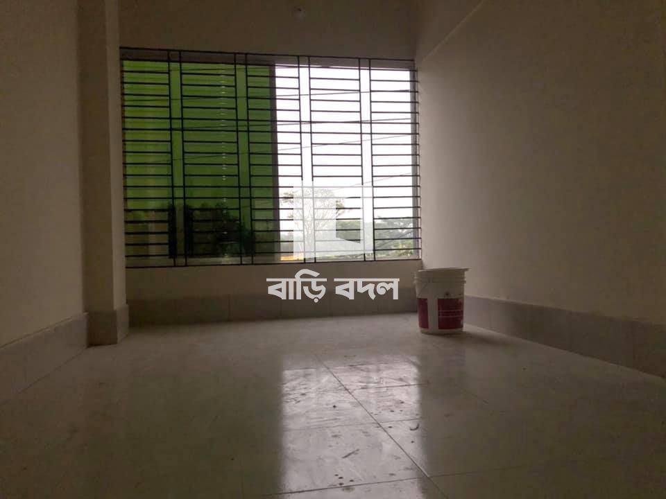 Flat rent in Dhaka উত্তর খান, বড়বাগ,কুড়িপাড়া, উত্তরখান
আব্দুল্লাহপুর থেকে অটোরিক্সায় ১০ মিনিটের পথ। ১০ টাকা ভাড়া।