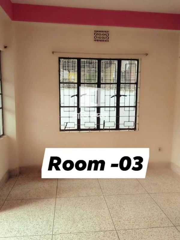 Flat rent in Dhaka মোহাম্মদপুর, Mohammad pur, Tokoyo Square theke aktu shamne - Shekhertek road- 1, House No- 11/B.