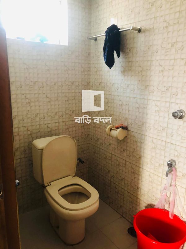 Flat rent in Dhaka মতিঝিল, মতিঝিল এর অত্যন্ত নিকটে ,
মান্ডা কদম আলী ঝিলপাড় এ , (মুগদাপাড়ায় অবস্থিত