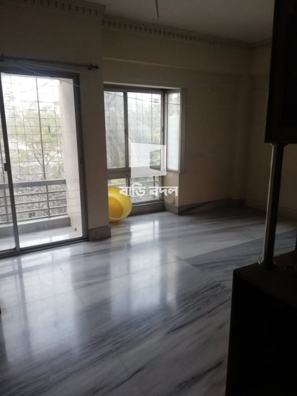 ফ্ল্যাট ভাড়া: Flat-3BC, House-25, Road No.-01, Dhansi, Dhanmondi, Dhaka-1205. | ৪ টি বেড রুম | ধানমন্ডি | Baribodol.com