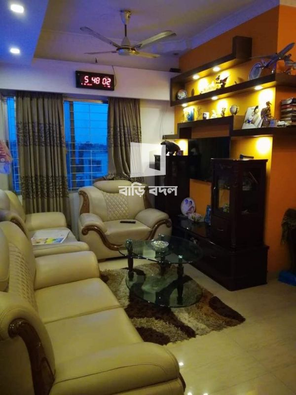 ফ্ল্যাট ভাড়া: Kosaibari relget, beside of sector 2/4 Uttara Dhaka. | ৩ টি বেড রুম | উত্তরা | Baribodol.com