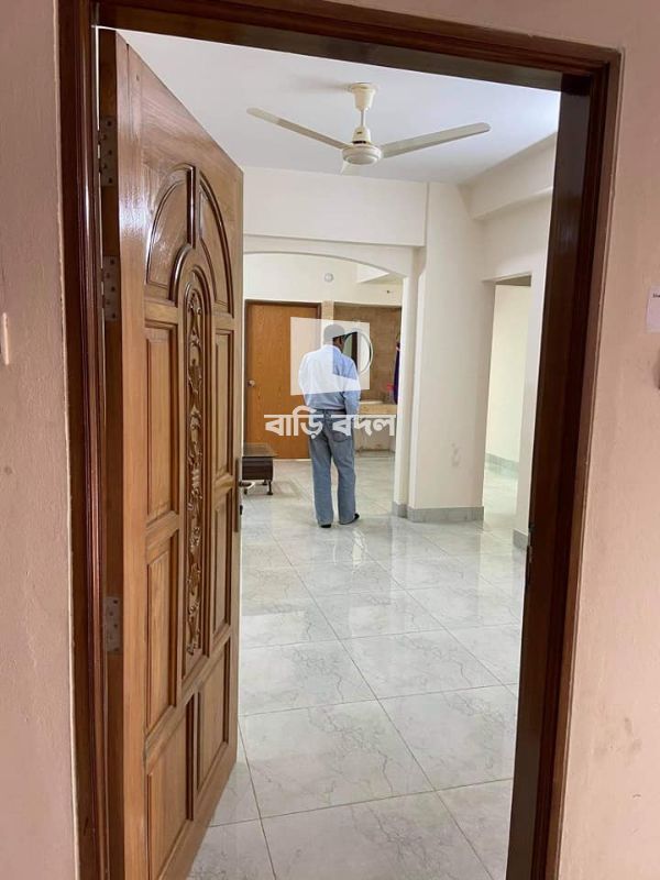 Flat rent in Dhaka বনানী, Level# 6, Road# 2, Banani Housing Society, Dhaka - 1213.