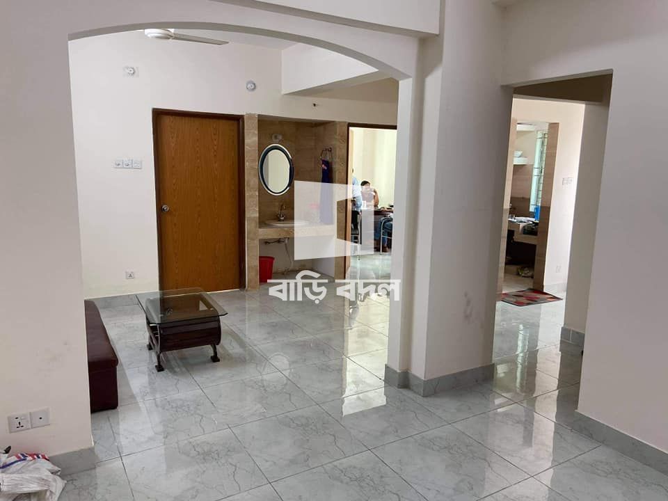 Flat rent in Dhaka বনানী, Level# 6, Road# 2, Banani Housing Society, Dhaka - 1213.