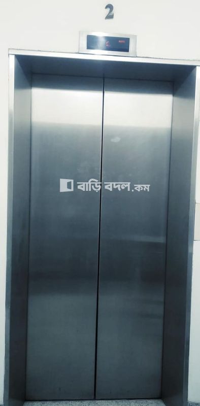 Seat rent in Dhaka মালিবাগ, মৌচাক/ফরচুন শপিংমল এর বিপরীত পাশে, কোন গলিতে যেতে হয় না মেইন রাস্তায়।