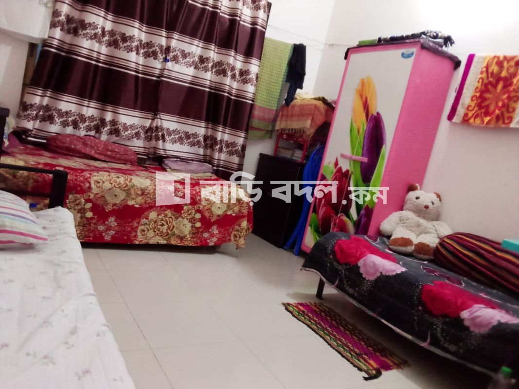 সিট ভাড়া: Sector-11,Road-8 (4th floor) Uttara,Dhaka | ৩ টি বেড রুম | উত্তরা | Baribodol.com