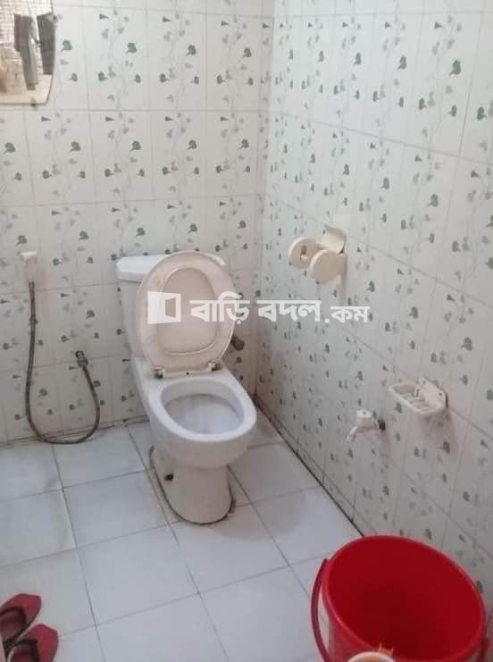 Seat rent in Dhaka জিগাতলা, সালেক গার্ডেন কাচা বাজারের নিকটবর্তী, রব্বানীয়া মহিলা মাদ্রাসার পাশে, ঝিগাতলা ।