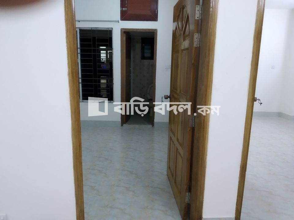 সাবলেট ভাড়া: সেক্টর 10, রোড ঃ 11/10 no উত্তরা, ঢাকা | ১ টি বেড রুম | উত্তরা | Baribodol.com