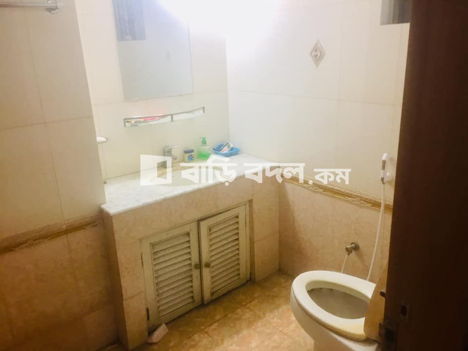 ফ্ল্যাট ভাড়া: House_426, Rode_17, Block_A, Bashundhara Residential Area.Infront of Apollo Hospital | ১ টি বেড রুম | বসুন্ধরা আবাসিক এলাকা | Baribodol.com