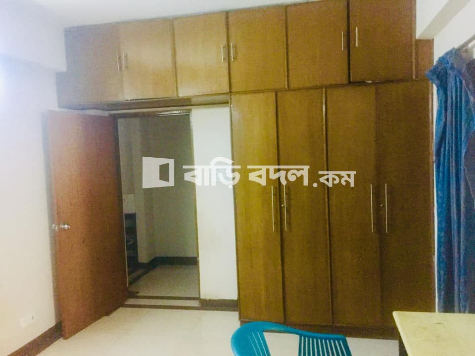 ফ্ল্যাট ভাড়া: House_426, Rode_17, Block_A, Bashundhara Residential Area.Infront of Apollo Hospital | ১ টি বেড রুম | বসুন্ধরা আবাসিক এলাকা | Baribodol.com